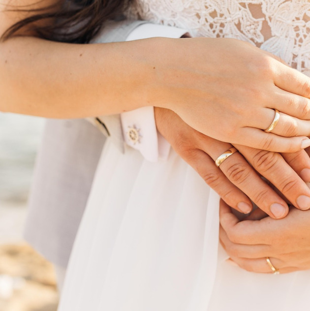 designer jewelry ring gold minimal